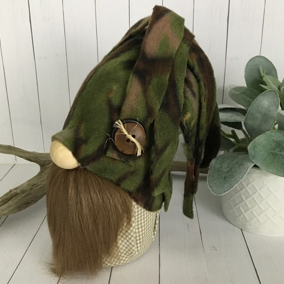 Gnome Woodland Camouflage Fleece Handmade Soft Men Farmhouse Cottage - Picture 2 of 9